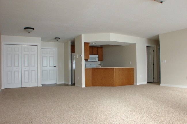 Lakewood Terrace in Alexandria, MN - Foto de edificio - Building Photo