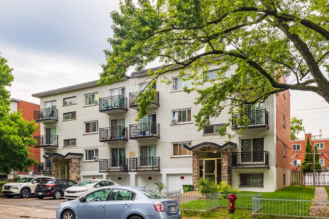 6310-6320 Maurice-Duplessis Boul in Montreal Nord, QC - Building Photo - Primary Photo