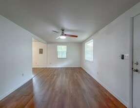 1210 Carson Dr in Tallahassee, FL - Building Photo - Building Photo