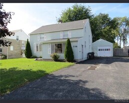 758 Niagara Falls Blvd in Buffalo, NY - Building Photo