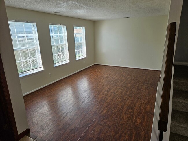 900 Shadow Tree Way in Virginia Beach, VA - Foto de edificio - Building Photo