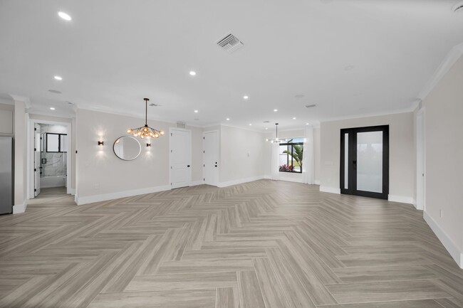 property at 1142 NE 37th St