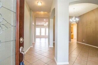 8847 Distant Woods Dr in Houston, TX - Building Photo - Building Photo