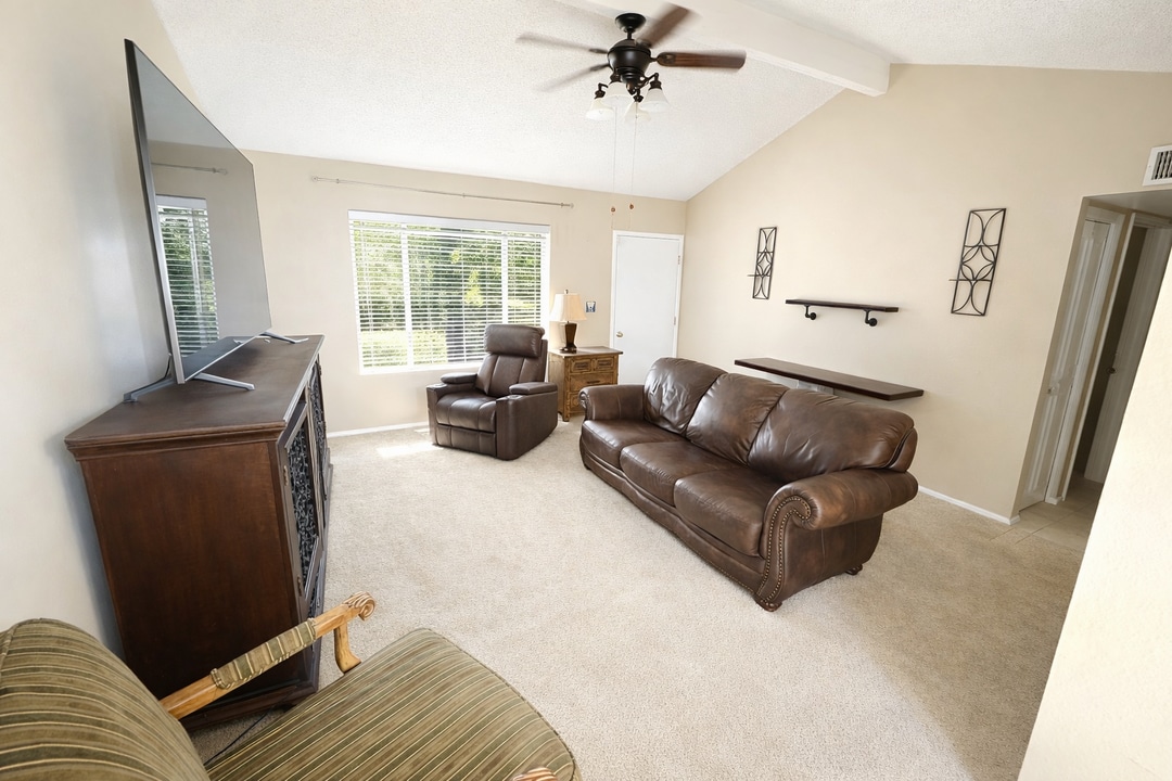 6441 E Butte St in Mesa, AZ - Foto de edificio