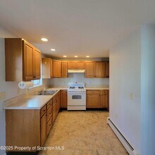 1756 Nay Aug Ave in Scranton, PA - Building Photo - Building Photo