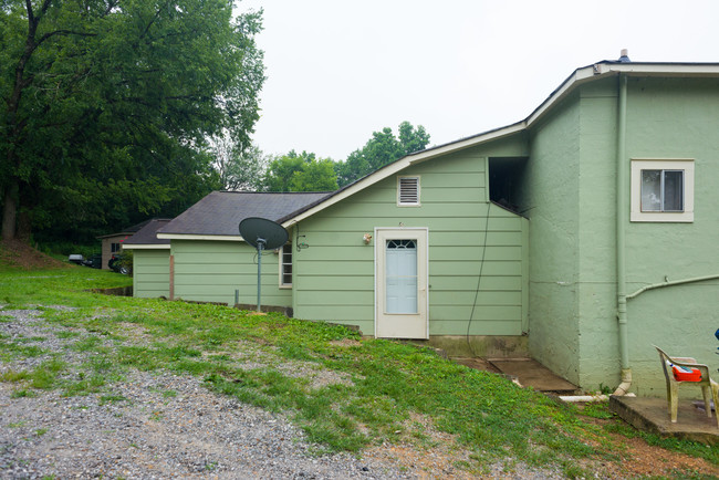 944 E Elmwood Dr in Chattanooga, TN - Building Photo - Building Photo