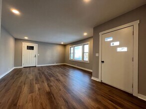 571 Stevenson St in Nashville, TN - Building Photo - Building Photo