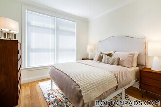 120 Gerry Rd in Brookline, MA - Building Photo - Building Photo