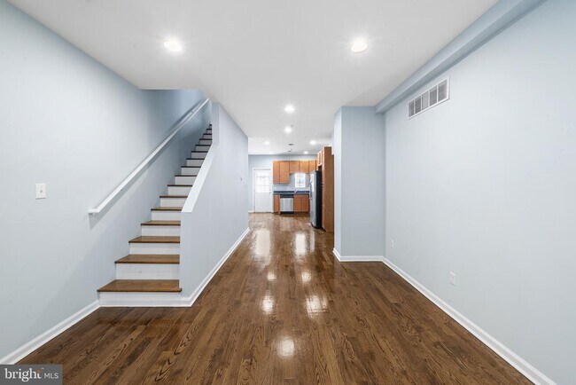 1811 Titan St in Philadelphia, PA - Building Photo - Building Photo