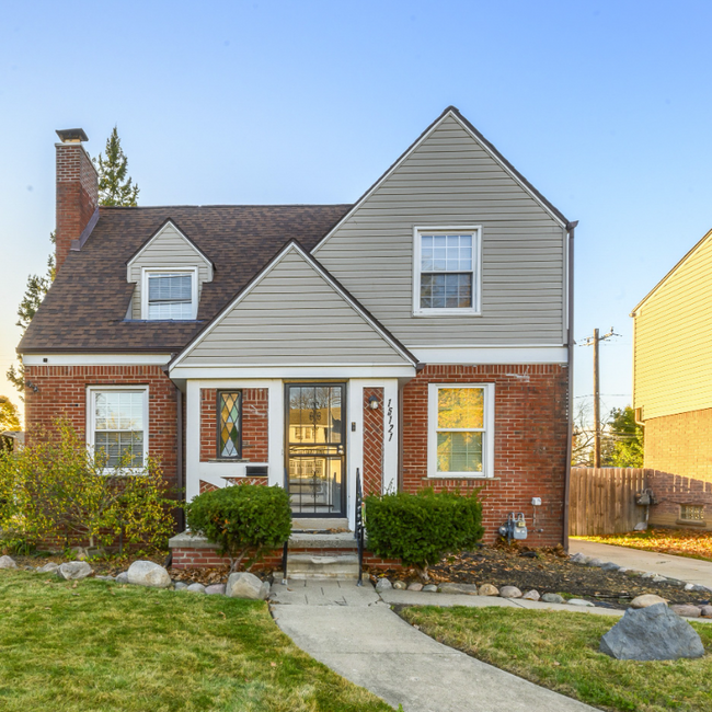 property at 15121 Ashton Rd