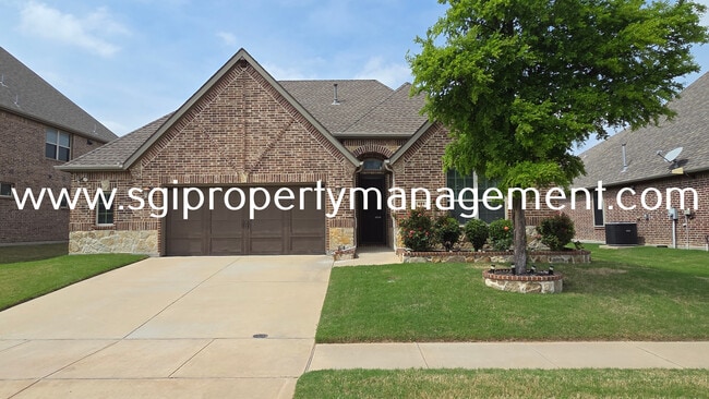 property at 201 Pasadena Trail