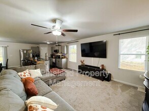 245 Desert Cir in Raeford, NC - Building Photo - Building Photo