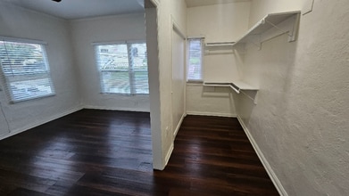 1216 W Court St, Unit 20 in Los Angeles, CA - Foto de edificio - Building Photo