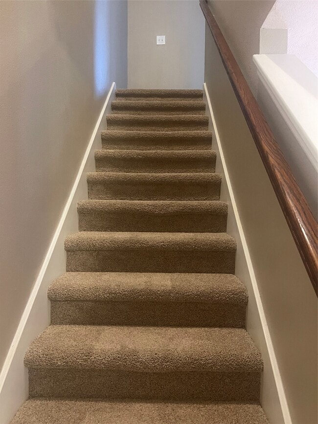 property at 2215 Walnut Fair Ln