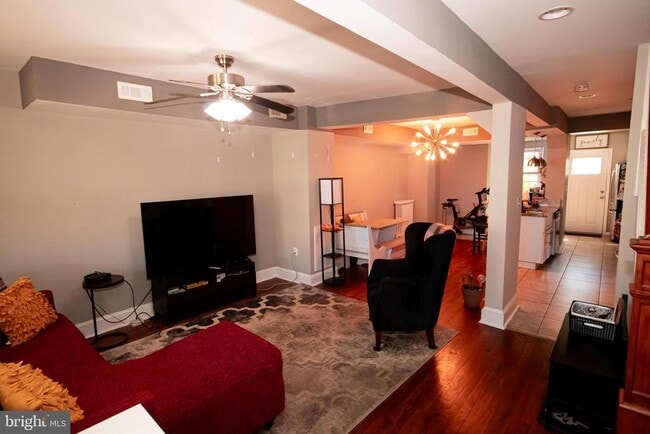 property at 4613 5th St NW