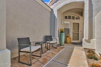 1138 E Amberwood Dr in Phoenix, AZ - Foto de edificio - Building Photo