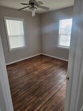 2029 W Forrest Hill Ave in Peoria, IL - Building Photo - Building Photo