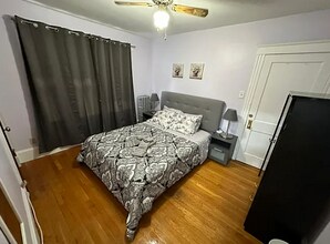 55 Gordon Ave, Unit 2 in Boston, MA - Foto de edificio - Building Photo