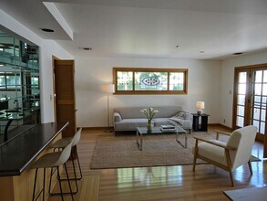 6034 Mary Ellen Ave in Los Angeles, CA - Building Photo - Building Photo