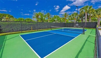 3510 SE Cambridge Dr in Stuart, FL - Building Photo - Building Photo