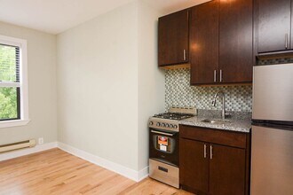 4551 N Damen Ave in Chicago, IL - Building Photo - Building Photo