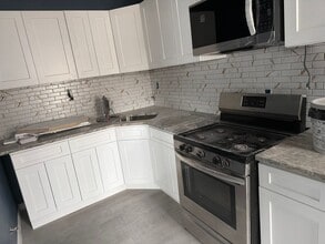 566-568 Hawthorne Ave in Newark, NJ - Building Photo - Building Photo