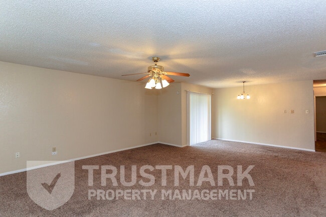 2110 El Dorado Dr in Killeen, TX - Building Photo - Building Photo