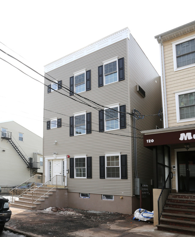 118 Bayard St in New Brunswick, NJ - Foto de edificio - Building Photo