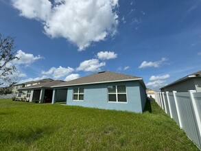 1142 Tupelo Trl in Haines City, FL - Foto de edificio - Building Photo