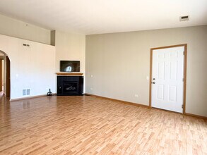 16600 Liberty Cir in Orland Park, IL - Building Photo - Building Photo