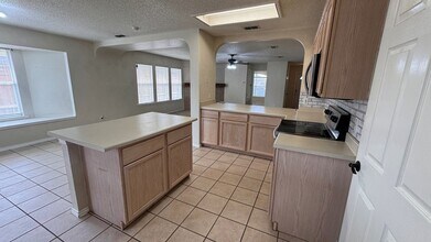 4008 New Orleans Dr in Odessa, TX - Building Photo - Building Photo
