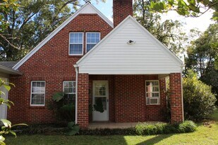 2616 FL-73 in Marianna, FL - Building Photo