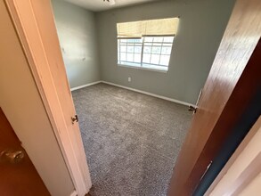 724 E 13th St in Holdenville, OK - Building Photo - Building Photo