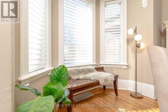 141 Dunn Ave in Toronto, ON - Building Photo - Building Photo