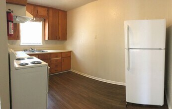 1810 N Gray St in Killeen, TX - Building Photo - Building Photo