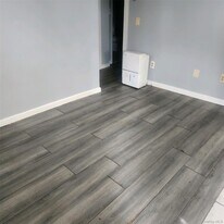 5 Hadden Pl in Liberty, NY - Building Photo