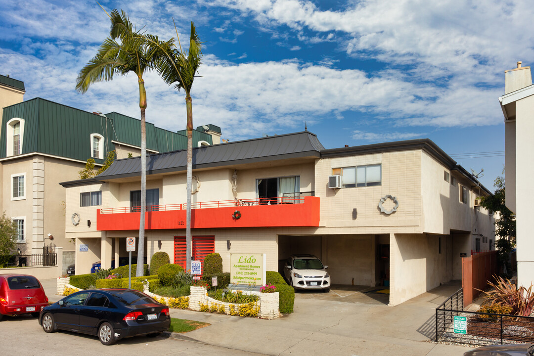 Lido Apartments in Los Angeles, CA - Building Photo