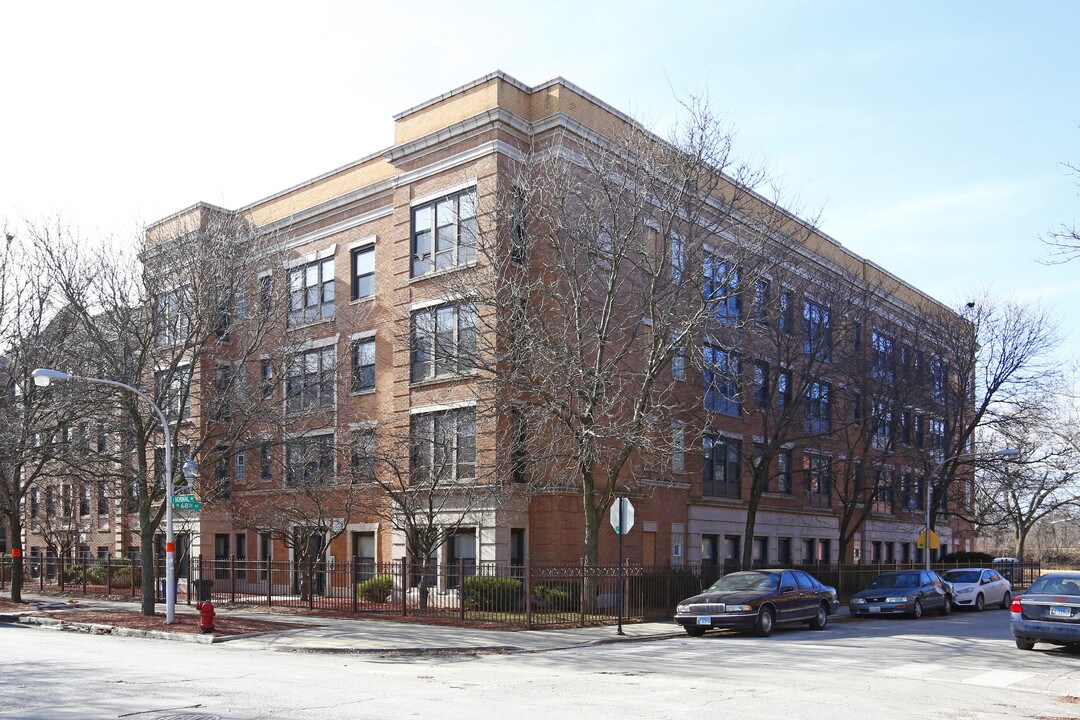 Normal Haven Apartments in Chicago, IL - Building Photo