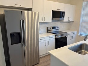 6321 Mason Ct in Dallas, TX - Building Photo - Building Photo