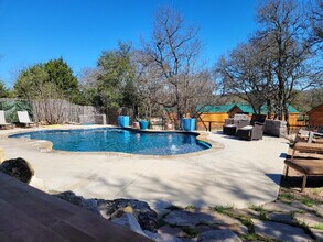 299 Willow Springs Dr, Unit SI ID1505651P in Pipe Creek, TX - Building Photo - Building Photo