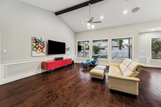 1244 Overhill St in Houston, TX - Building Photo - Building Photo