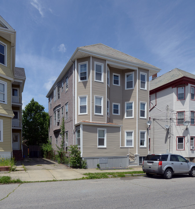 179 Eugenia St in New Bedford, MA - Foto de edificio