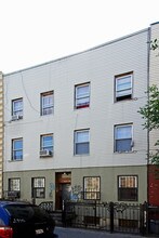 1498 Dekalb Ave in Brooklyn, NY - Foto de edificio - Building Photo