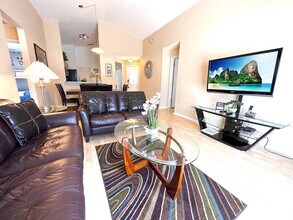 1652 Oak Hill Trail in Kissimmee, FL - Foto de edificio - Building Photo