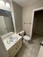 8105 Ceberry Dr in Austin, TX - Building Photo - Building Photo