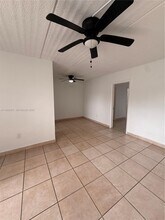 1154 W 35th St in Hialeah, FL - Building Photo - Building Photo