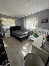 1865 Lavonia Ln in North Fort Myers, FL - Building Photo - Building Photo