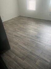 9347 W Longview Pkwy in Kansas City, MO - Building Photo - Building Photo