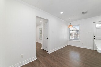 802 E 33rd St in Houston, TX - Building Photo - Building Photo