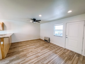 5 Topaz Ln in Sheridan, MT - Building Photo - Building Photo